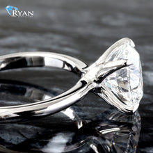 Load image into Gallery viewer, 3.01ct Brilliant Cut Solitaire Ring