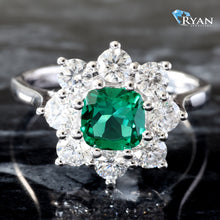 Load image into Gallery viewer, 1.75ctw Emerald & Diamond Ring