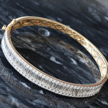 Load image into Gallery viewer, 5.65ctw Three Row Baguette Center Round Sides Hinge Bangle
