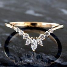 Load image into Gallery viewer, 0.22ctw Round and Marquise V Shape Contour Band
