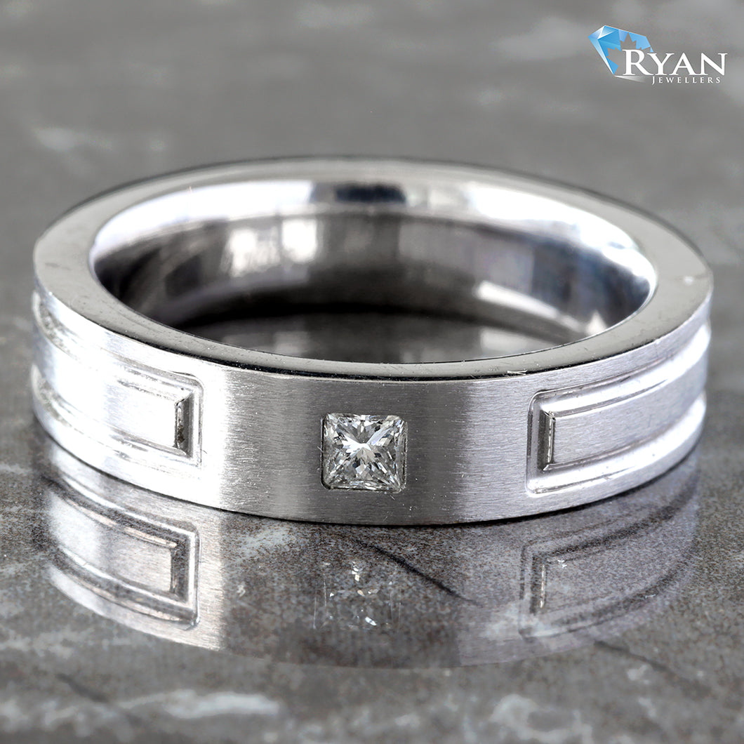 0.15CTW Natural Princess Cut Solitaire Diamond Band With Satin Finish