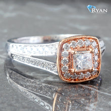 Load image into Gallery viewer, RING GWR 14KT 0.87CTW DIAMOND ROSE WHITE PAVE HALO DESIGN
