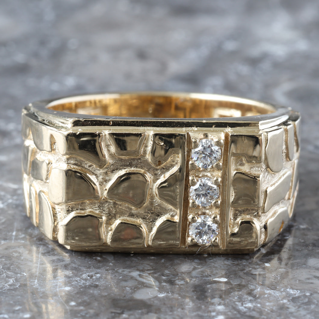 Flat Square Top Nugget with 3 Vertical Cubic Ring