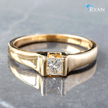 Load image into Gallery viewer, RING GY 14K 0.35CT PRINCESS CUT DIAMOND SOLITAIRE VERTICAL CHANNEL SET
