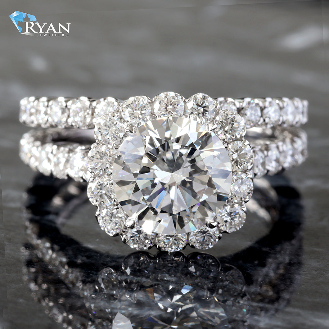 4.06CTW Brilliant Diamond With Cushion Halo Bridal Set
