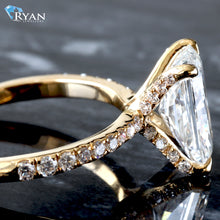 Load image into Gallery viewer, 2.88ctw Radiant Solitaire with Diamond Pave Shoulders Ring
