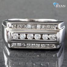 Load image into Gallery viewer, 1.00ctw Princess &amp; Round Cut Three Row Diamond Ring
