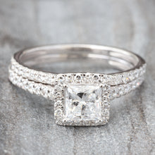 Load image into Gallery viewer, 1.50ctw Princess Cut Lab Created Diamond Bridal Set with Halo
