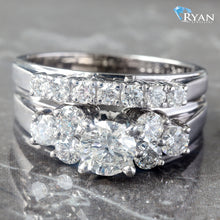 Load image into Gallery viewer, RING GW 14K 1.80CTW ROUND SOLITAIRE THREE DIAMOND CLUSTER SHOULDERS WITH MATCHING PRONG SET BAND
