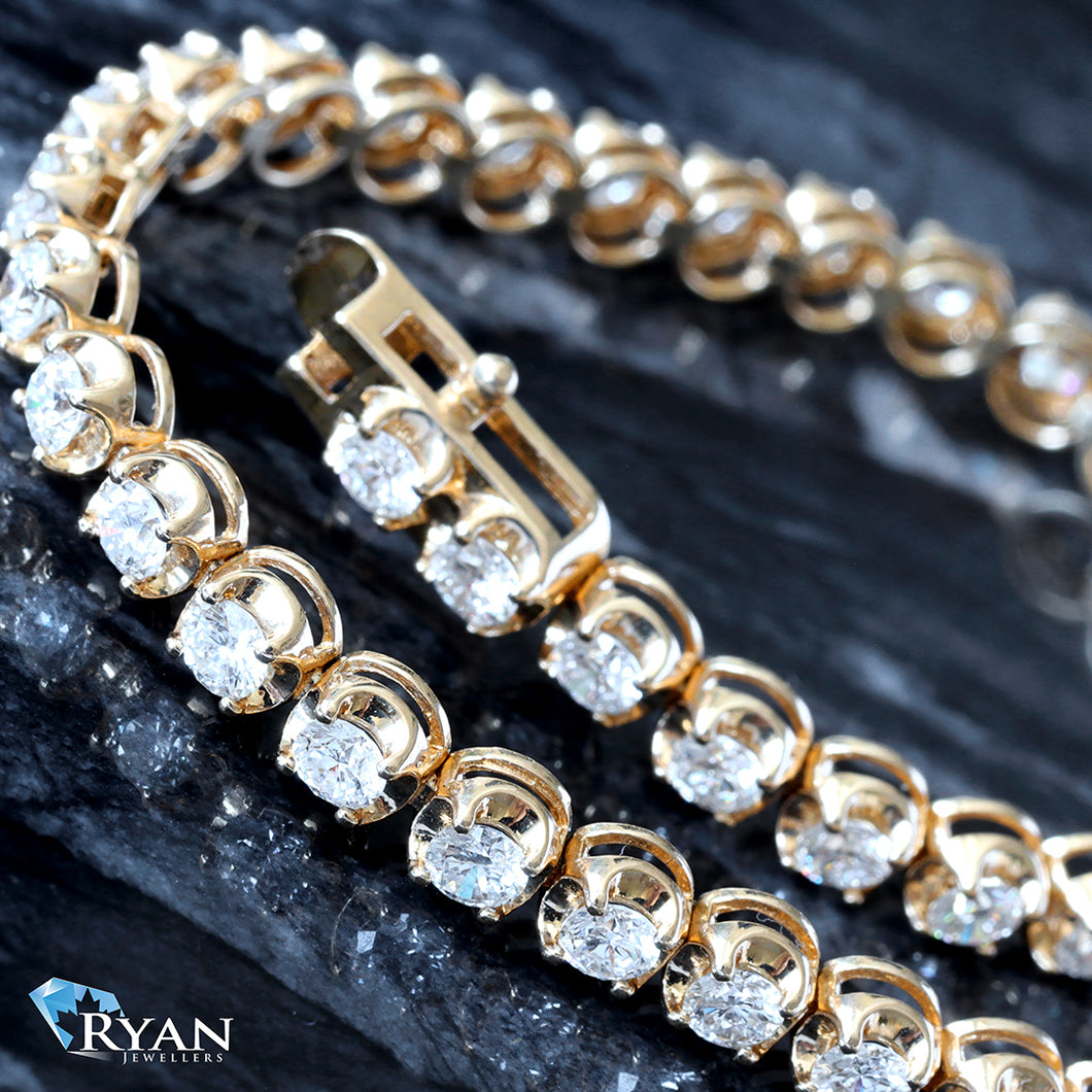 3.70CTW Round Buttercup Diamond Set Bracelet