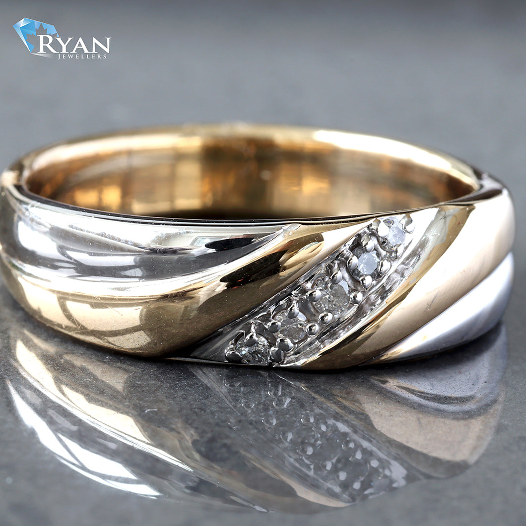 0.05 Carat Two tone Wave Shaped Diamond Band