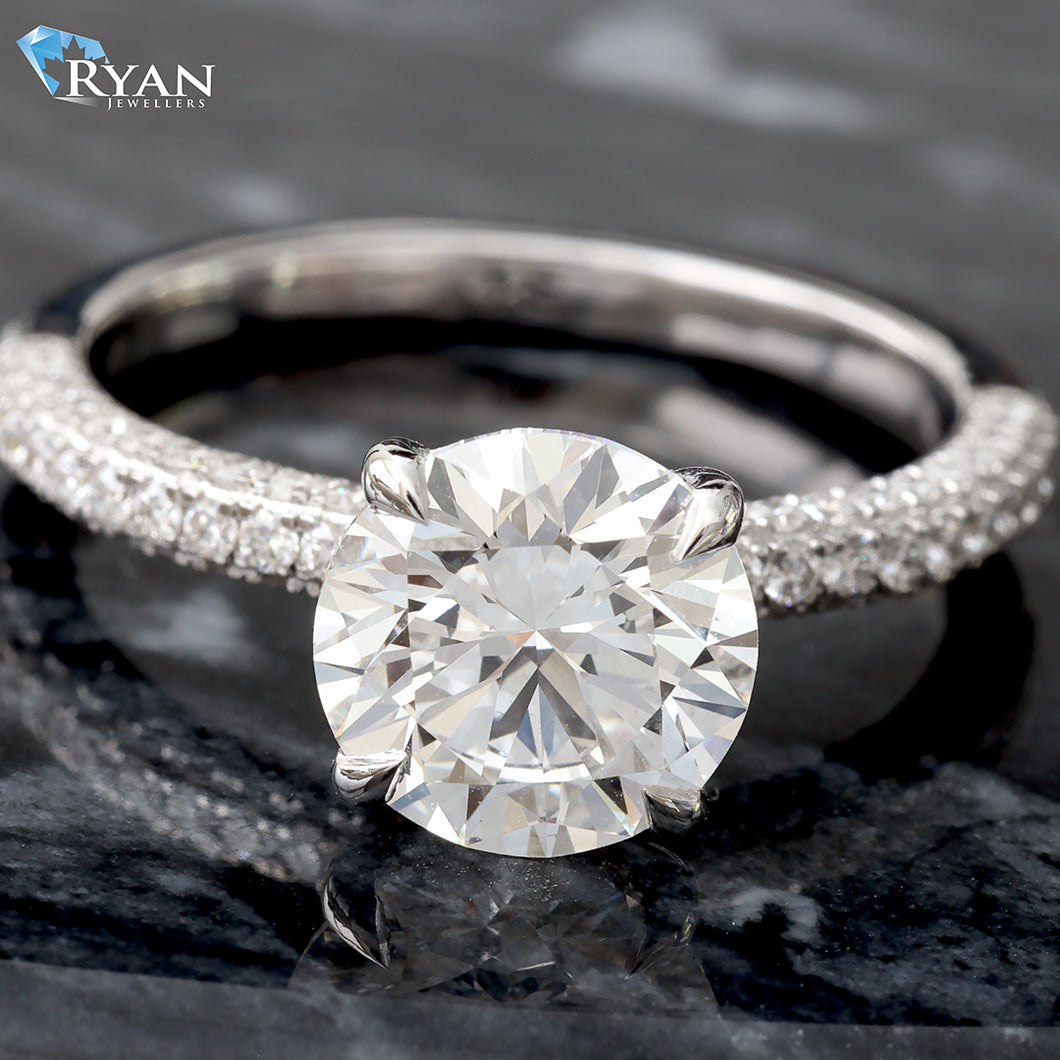 2.62ctw Brilliant Cut Diamond Three Sided Shoulders