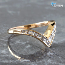 Load image into Gallery viewer, 0.05ctw Contoured Band
