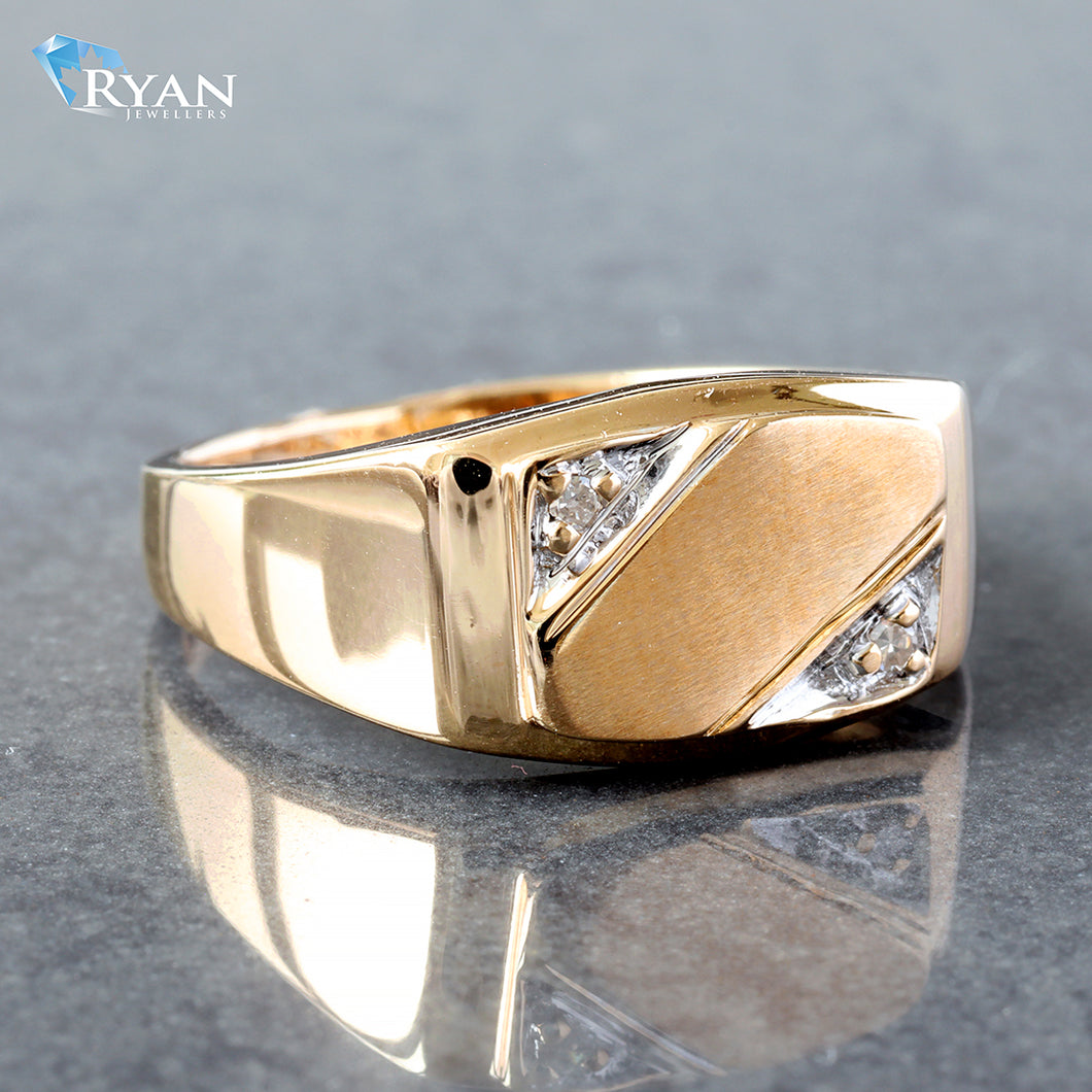 0.02ctw Diamond Signet Ring