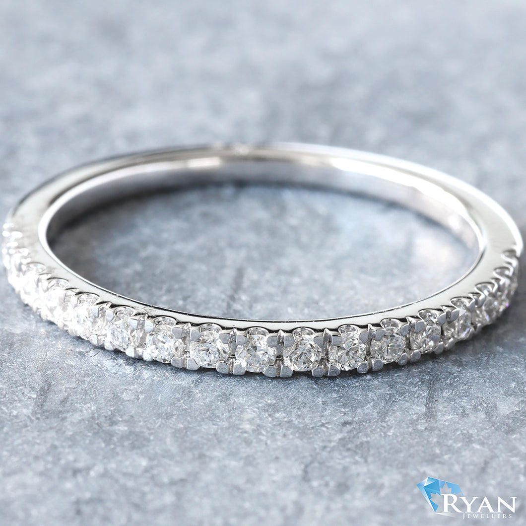 0.25ctw Diamond Band