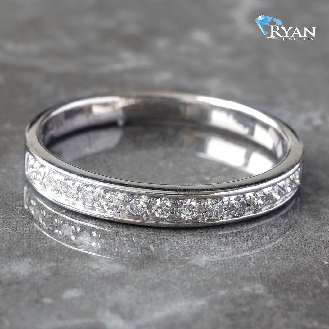 RING GW 14K 0.35CTW SHARED PRONG CHANNEL DIAMOND BAND