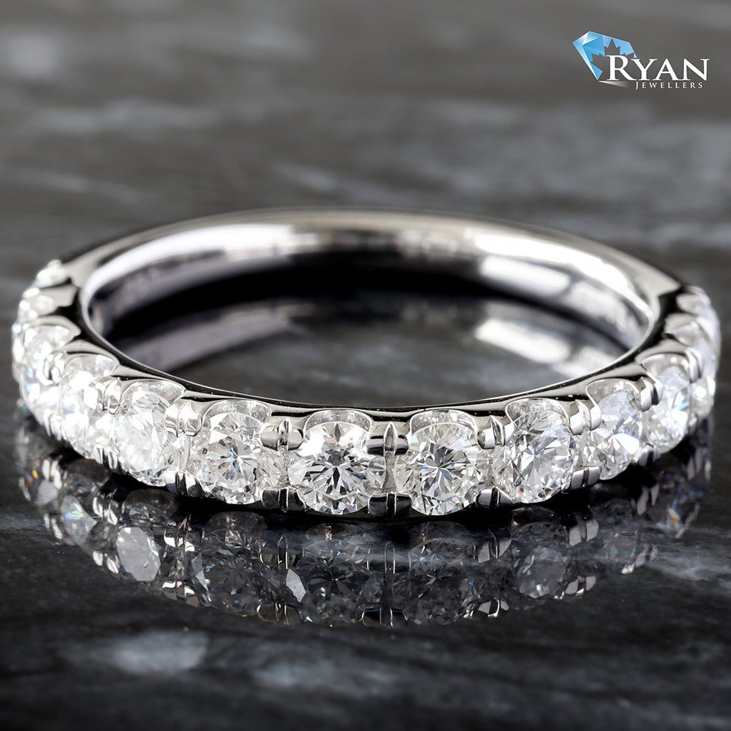 LAB RING GW 10K 1.00CTW DIAMOND PRONG SET 13 STONE DIAMOND BAND