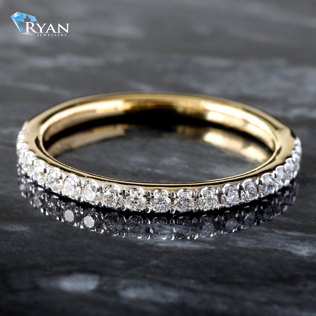 LAB RING GY 10K 0.25CTW DIAMOND PRONG SET 13 STONE DIAMOND BAND