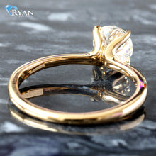 Load image into Gallery viewer, 1.01ct Round Solitaire with High Polished Shoulders Ring
