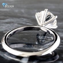 Load image into Gallery viewer, 2.00ct Brilliant Cut Diamond Ring
