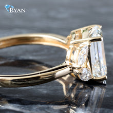 Load image into Gallery viewer, 2.15CTW LAB Emerald Center With Marquise Accents And High Polish Shoulders
