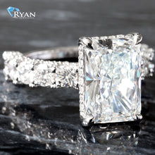 Load image into Gallery viewer, 4.65CTW LAB Radiant Solitaire With Diamond Scallop Set Round Diamond Shoulders With Hidden Halo

