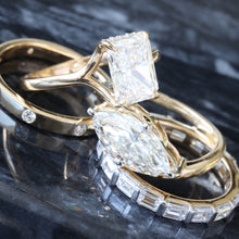 Load image into Gallery viewer, 1.60ctw Emerald Cut Eternity East West Tension Set Band
