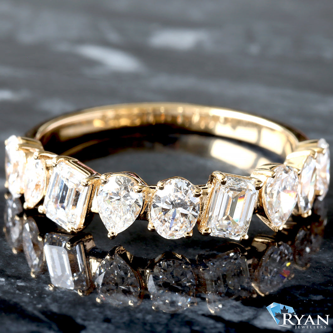 1.26ctw Alternating Oval Emerald Pear Marquise Band
