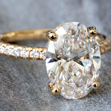 Load image into Gallery viewer, 3.99ctw Lab Created Oval Diamond Engagement Ring
