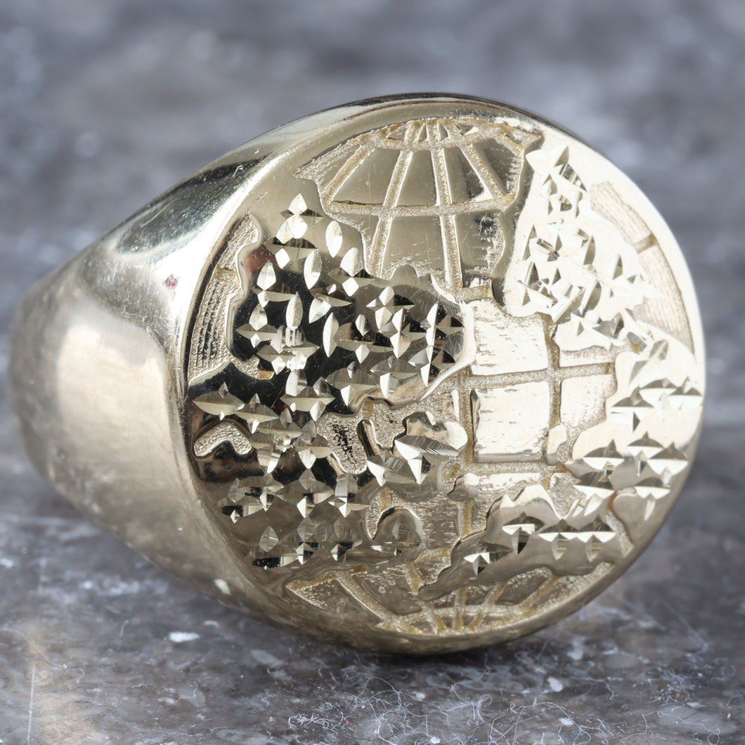 Round Globe / World Diamond Cut with High Polished Shoulders Ring