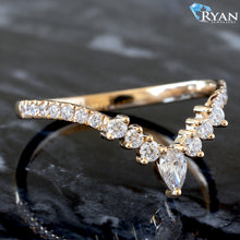 Load image into Gallery viewer, 0.34ctw Contour V Shape Marquise and Round Pave Shoulders Band
