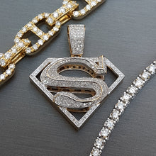 Load image into Gallery viewer, 1.50ctw Diamond Superman Pendant 10k Gold
