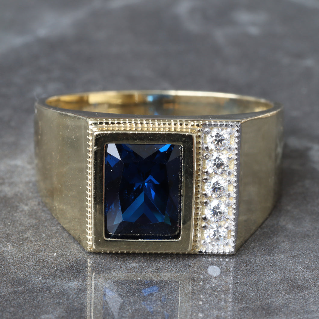 Square Top Syn Blue Sapphire W/ Vertical Cubic Row Ring