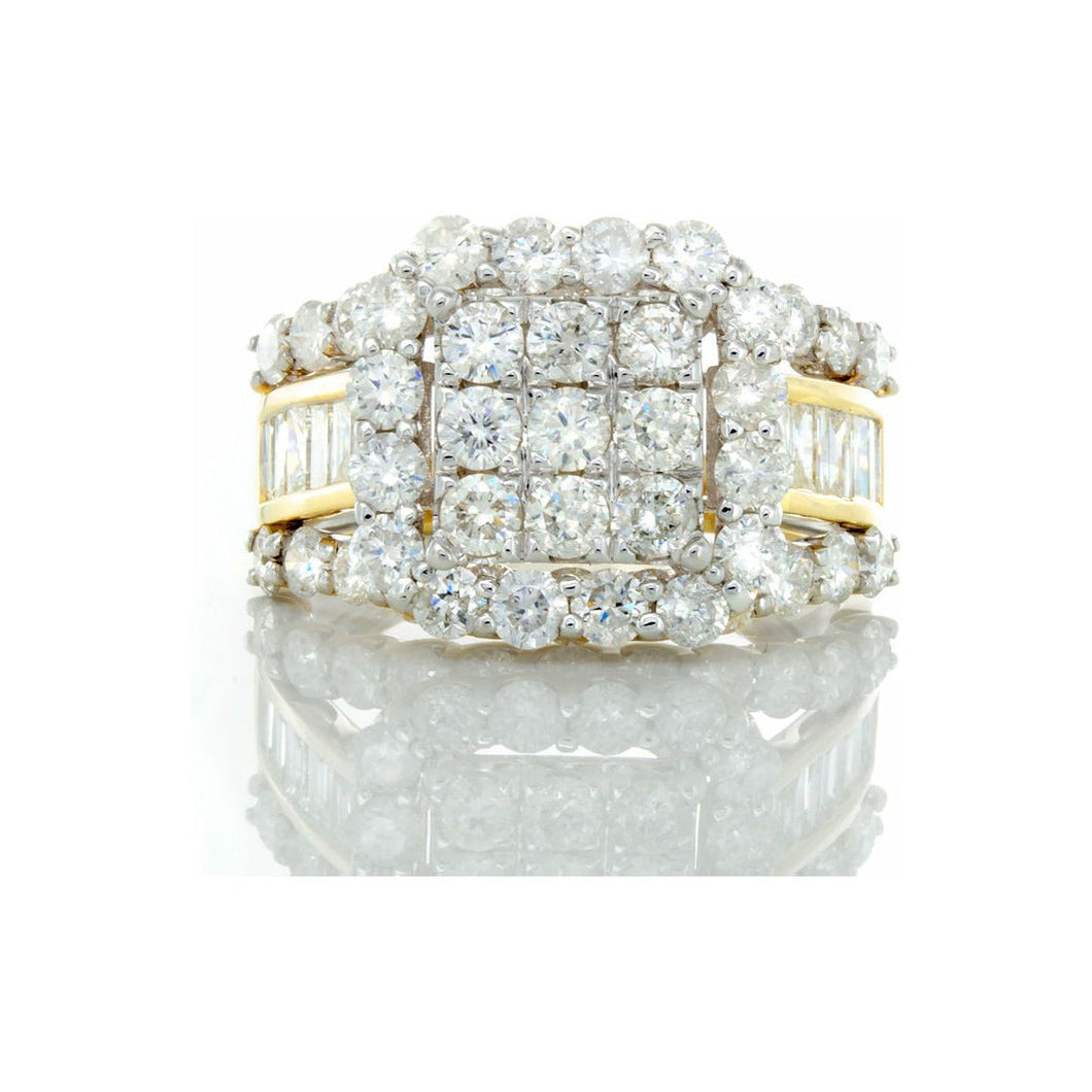 3.00ctw Nine Diamond Center Bubble Halo with Round & Baguette Shoulders 10k Gold