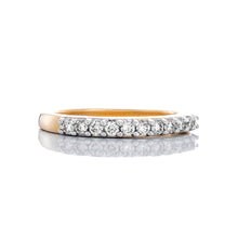 Load image into Gallery viewer, 0.25ctw Eleven (11) Diamond Shared Prong Set Band 10k Gold
