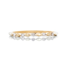 Load image into Gallery viewer, 0.05ctw Alternating Diamond Bubble Links with High Polished Marquise Links 10k Gold
