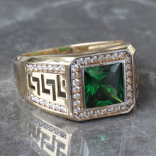 Load image into Gallery viewer, Syn. Emerald And Greek Key Shoulder Ring
