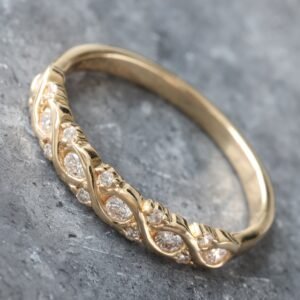 0.25ctw Three Row Diamond with Infinity Design Band