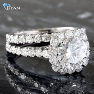 4.06CTW Brilliant Diamond With Cushion Halo Bridal Set