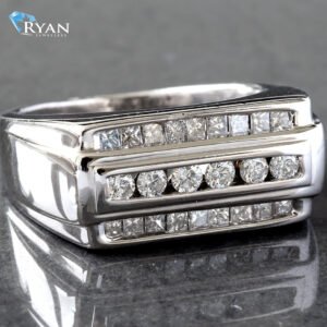 1.00ctw Princess & Round Cut Three Row Diamond Ring
