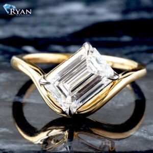 2.00ctw Emerald Solitaire Diagonal Set Swooped Shoulders Ring