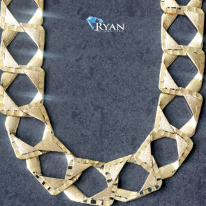 12.15mm Diamond Cut and Satin Finished Center Casting Chain