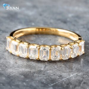 1.35ctw Vertical Set Emerald Cut Band