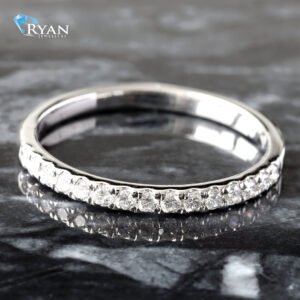 0.23CTW LAB Single Prong Pave Diamond Band
