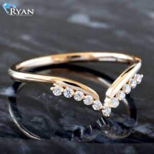 0.12ctw Lab Diamond Contour V Shape High Polished Band