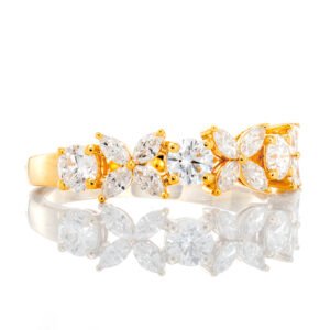 0.91ctw Alternating Marquise Flower and Round Cut Diamond Band