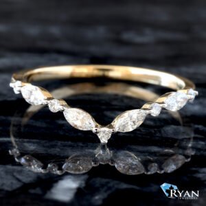 LAB RING GY 10K 0.25CTW ALTERNATING ROUND AND MARQUISE CUT DIAMOND CHEVRON BAND