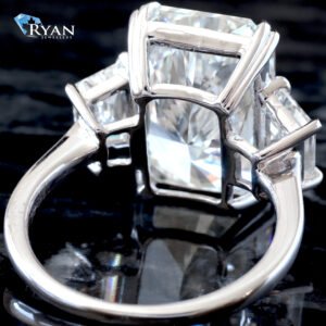 LAB RING GW 14K 12.50CTW RADIANT CUT SOLITAIRE WITH TWO TRAPEZOID ACCENTS
