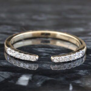 LAB RING GY 10K 0.15CTW OPEN FOREFRONT BAND WITH SLIGHTLY GRADUATED PAVE SET DIAMONDS