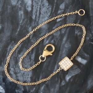 0.15ctw Reversible Bezel Set Princess Solitaire/ Cluster Rolo Dainty Bracelet